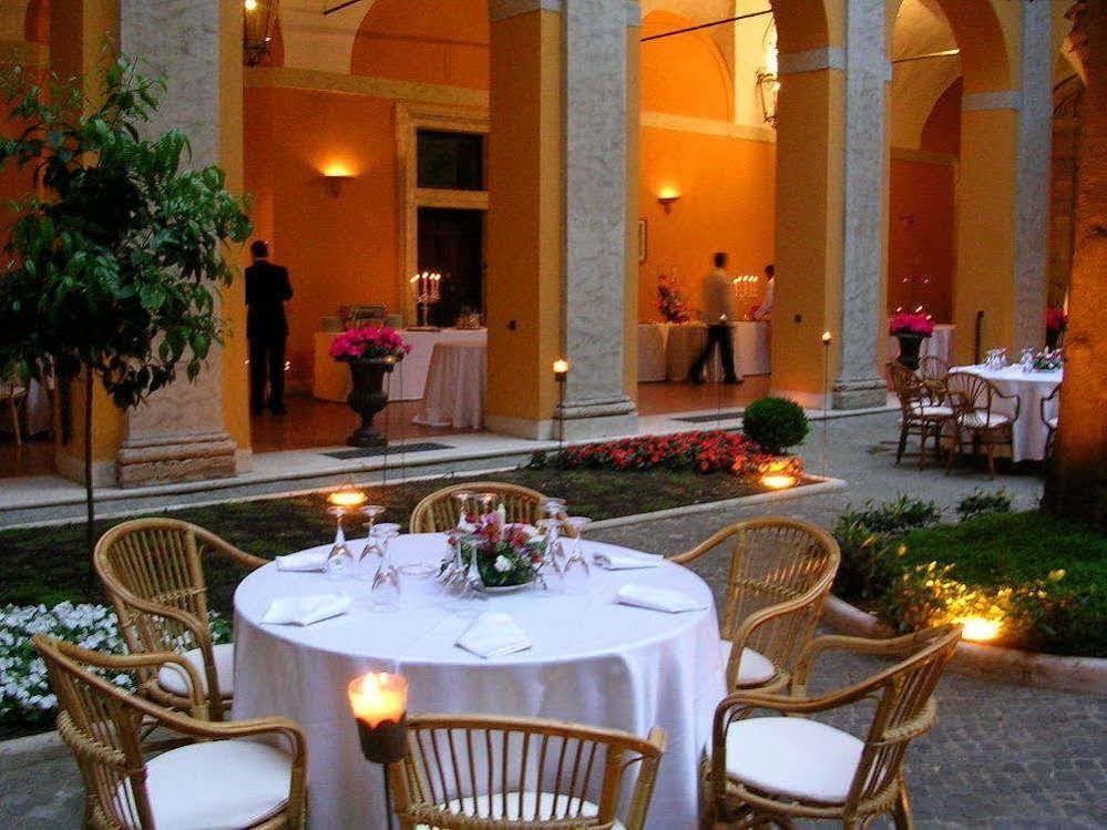 Palazzo Cardinal Cesi 4* Rom